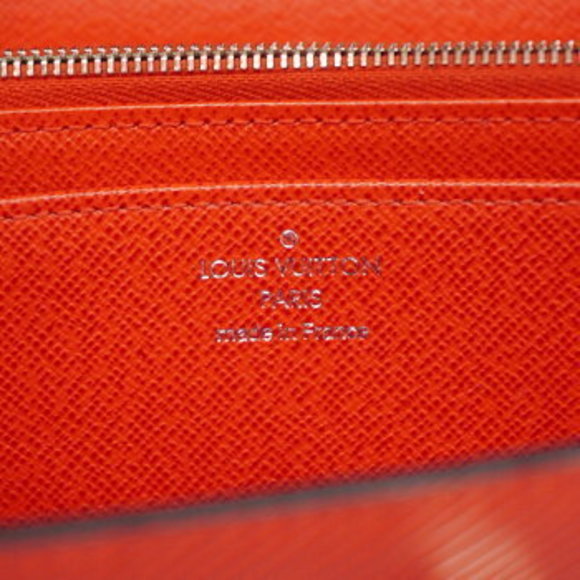 Louis Vuitton Epi Portefeuille Twist Bifold Long Wallet - Picture 4 of 13